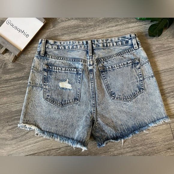 Angel Kiss 100% Cotton Distressed Subtle Acid Wash Jean Shorts Size 9 / 29 NWOT! - Picture 5 of 7